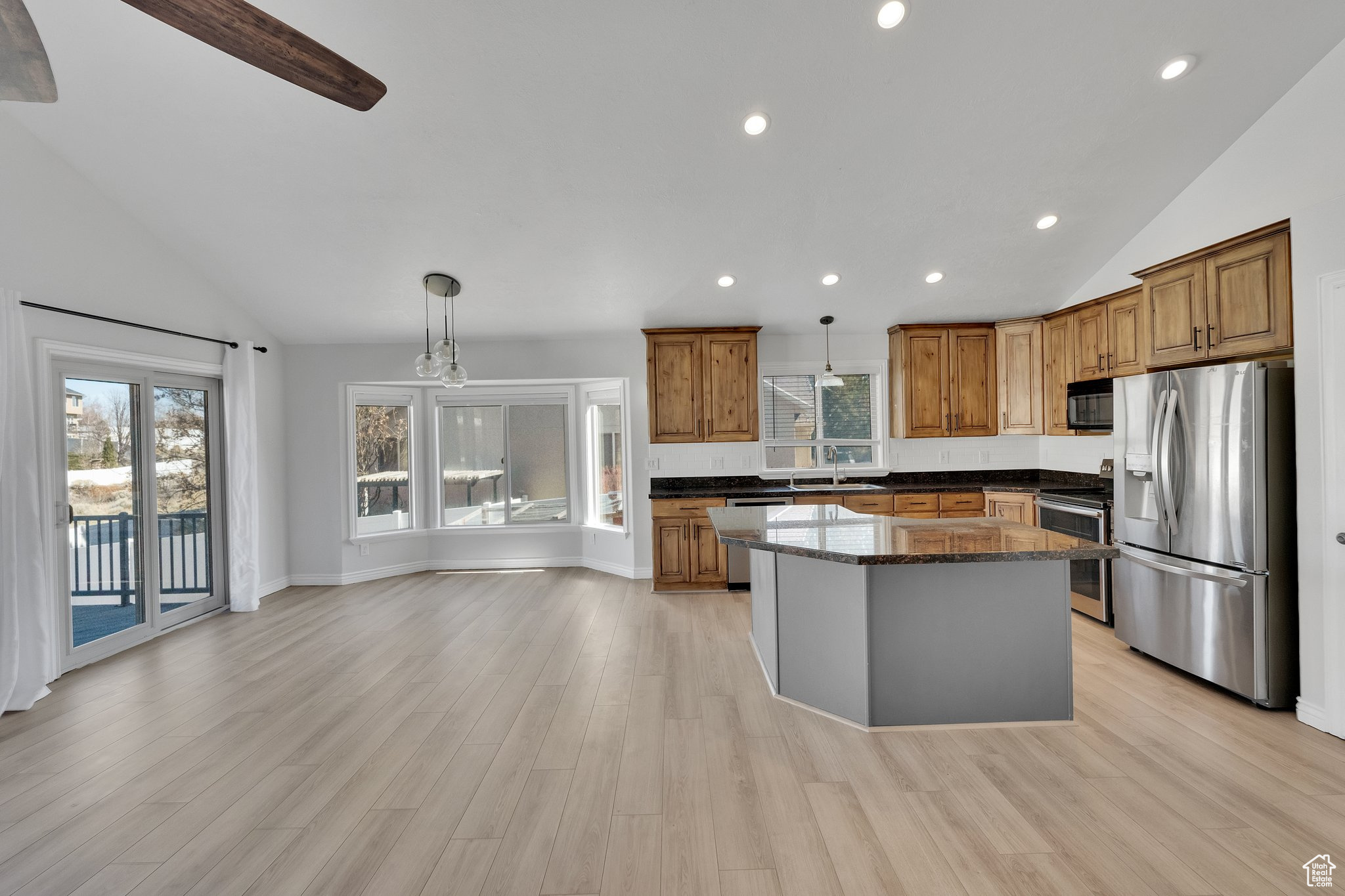 5884 W Autumn Dusk Cv, Herriman, Utah image 7