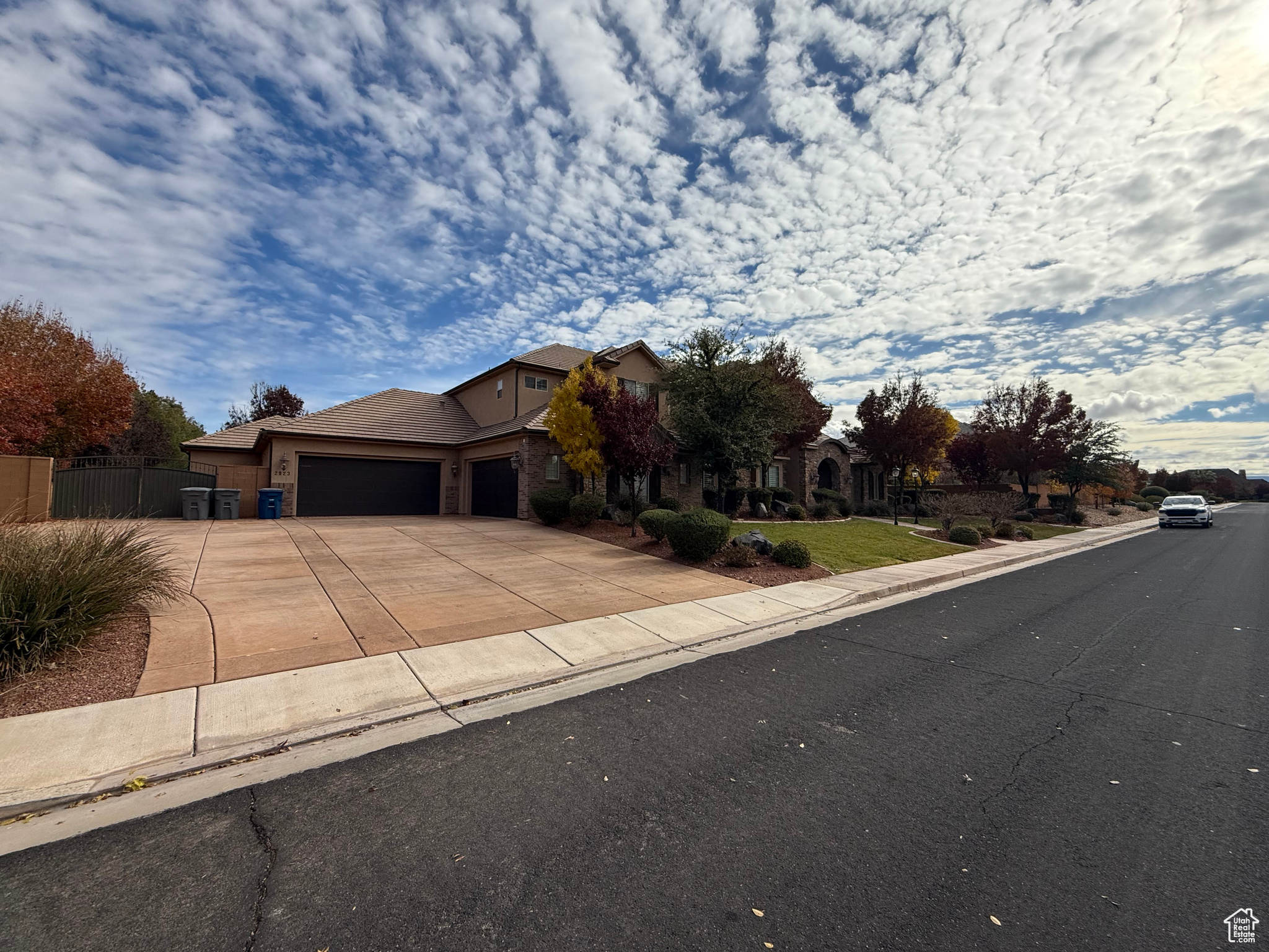 2923 S Skyline Dr, Washington, Utah image 3