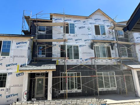 Photo of 1169 N MERIDIAN LN #124, North Salt Lake, UT 84054 (MLS # 2113788)