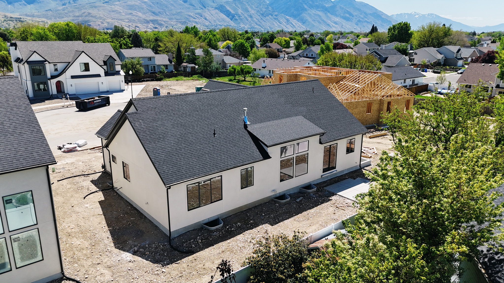 BELMONT WEST - Residential