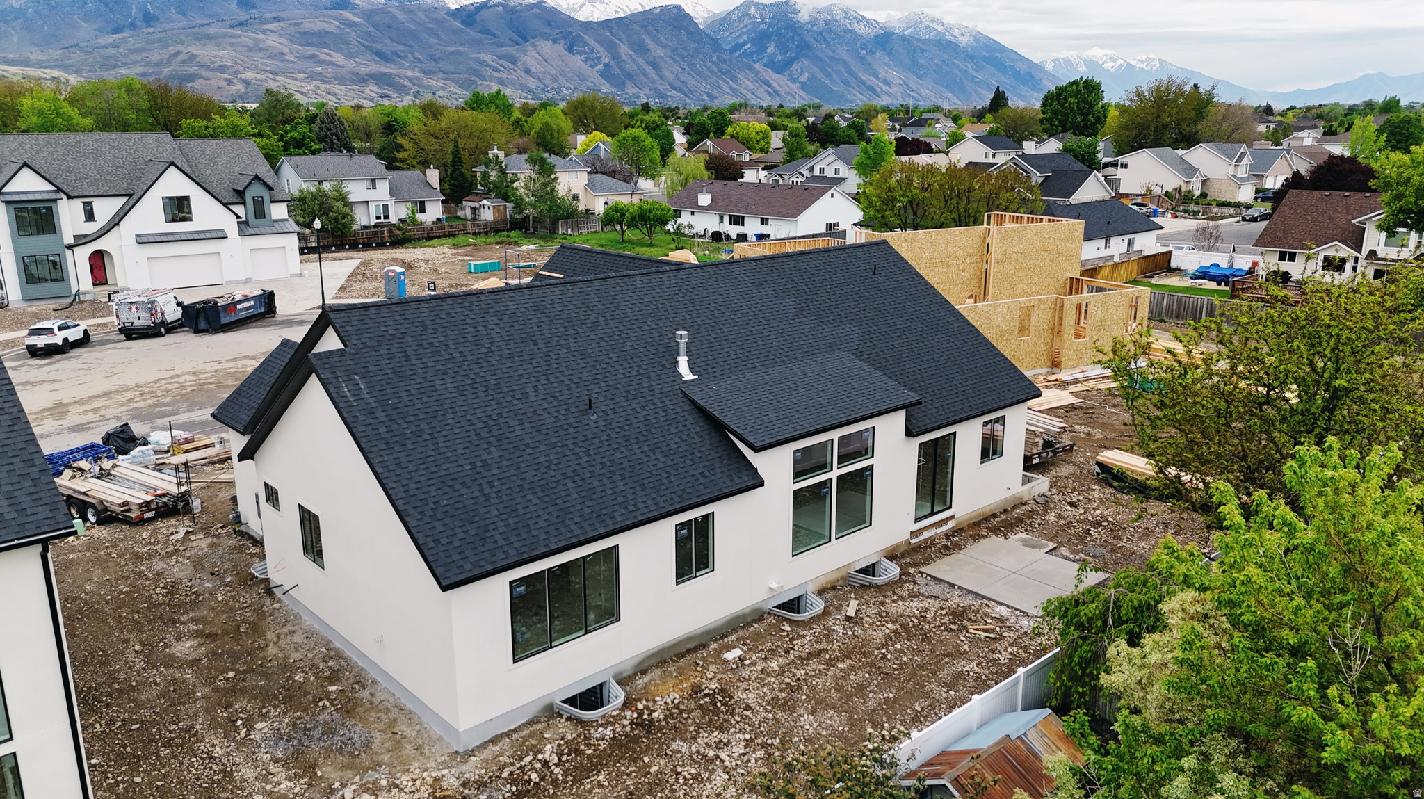 BELMONT WEST - Residential