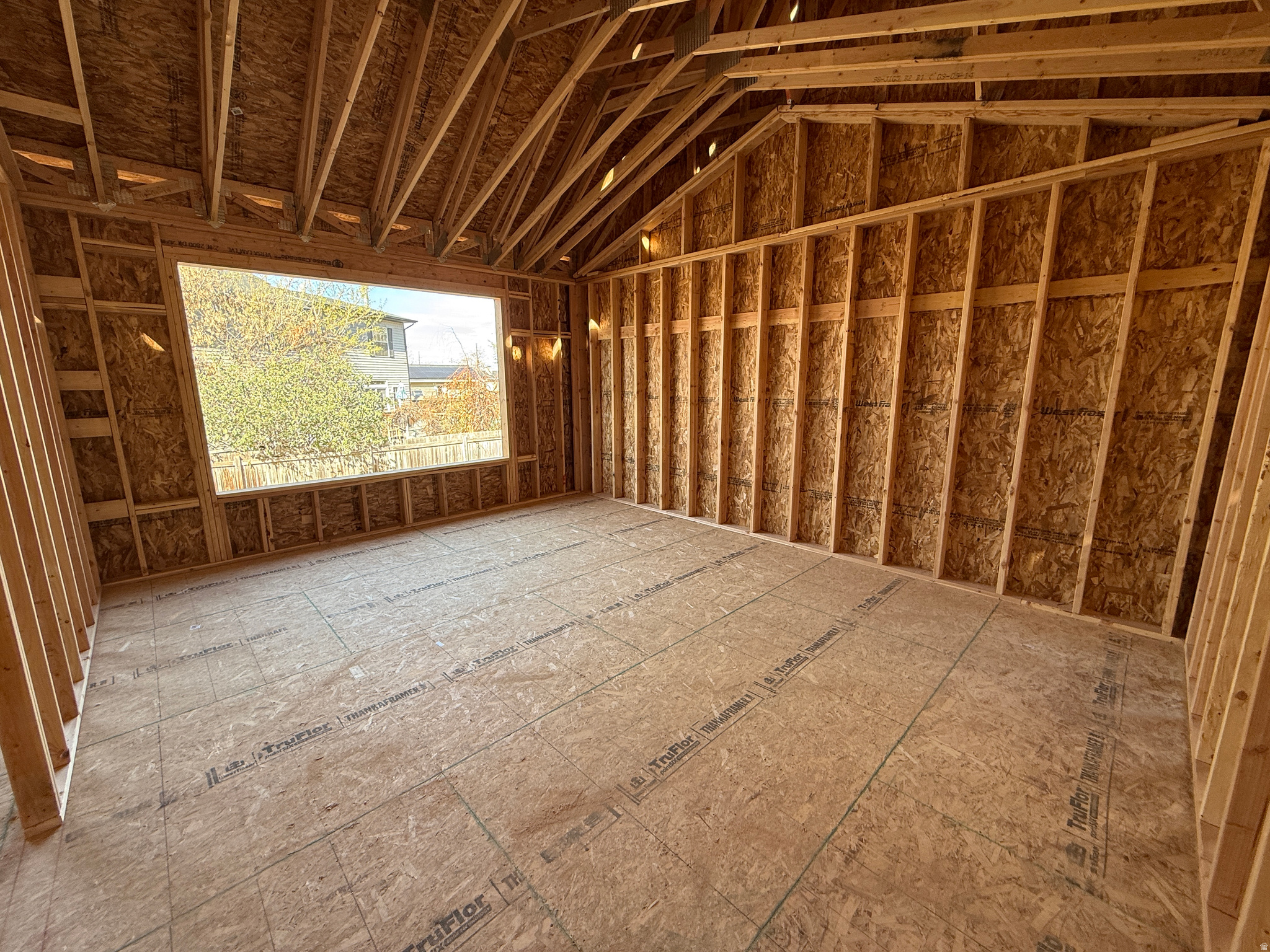 BELMONT WEST - Residential