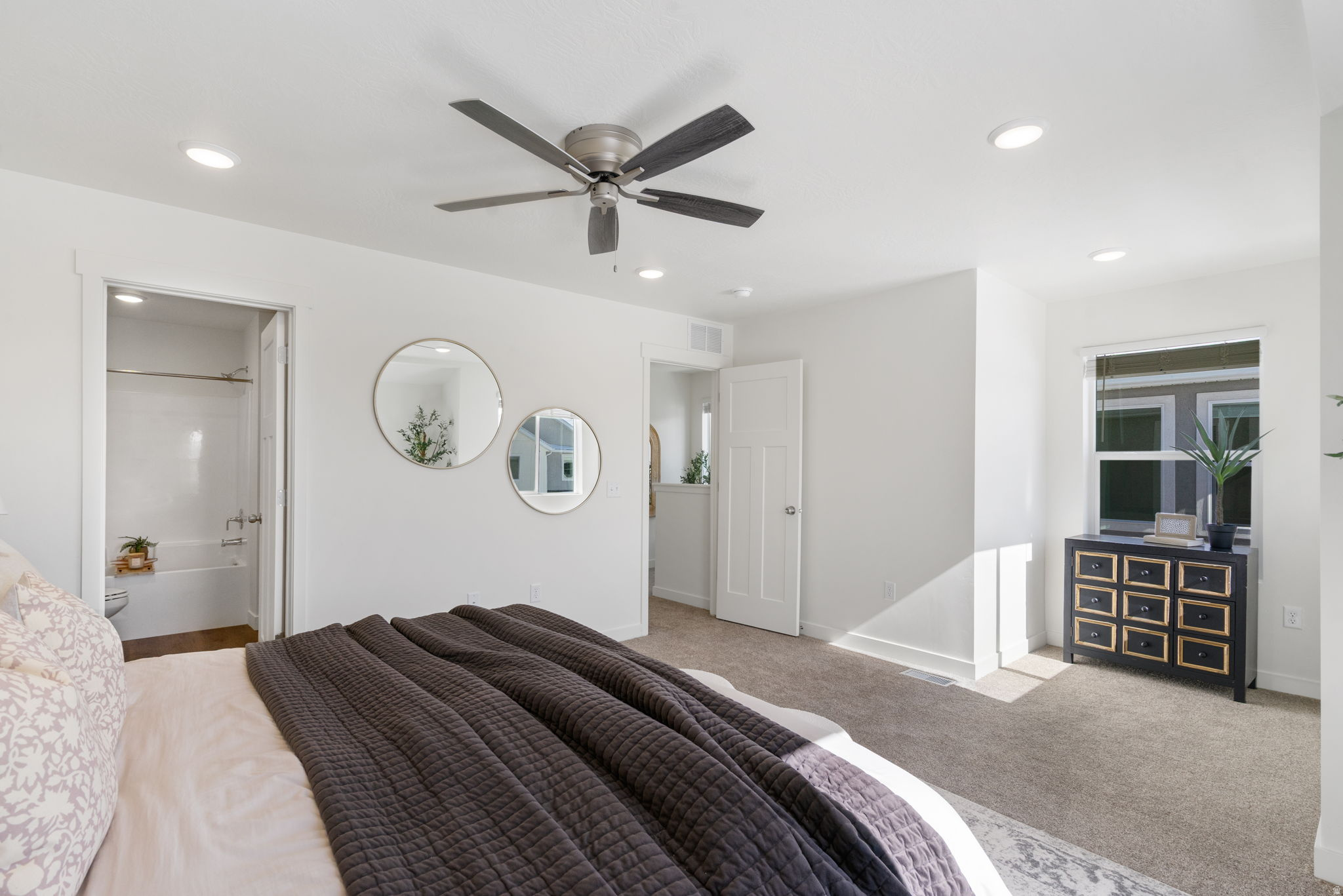 VILLAS AT THE POINT - Residential