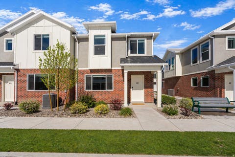 Townhouse For Sale - 419 W 1025<br/> Ogden, UT 84404