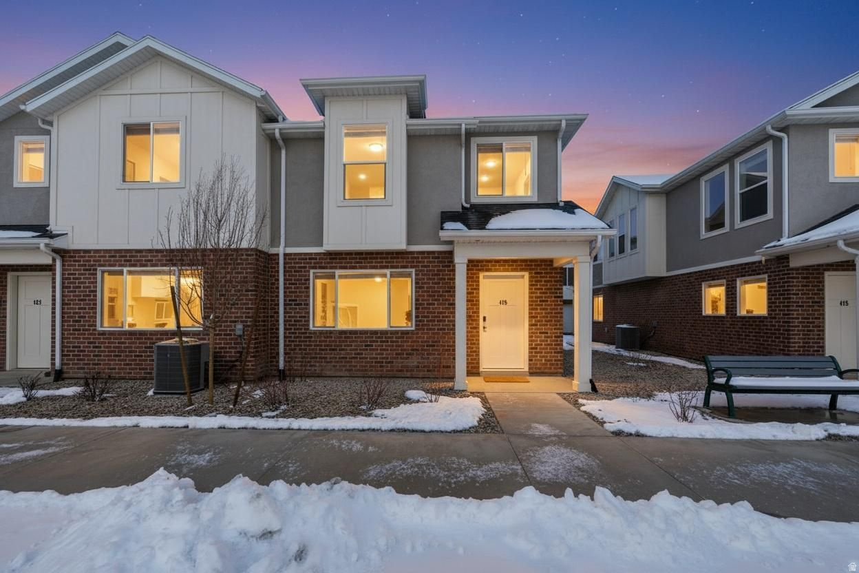 VILLAS AT THE POINT - Residential