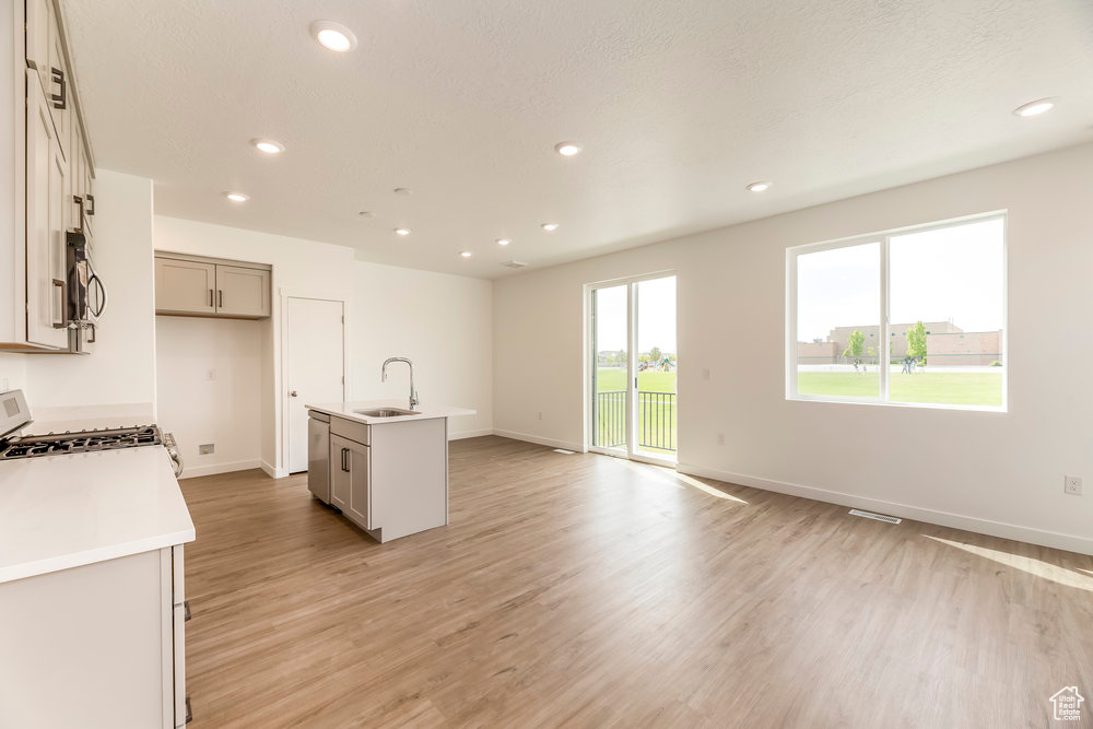 6047 W Lower Ln #6-233, West Jordan, Utah image 4