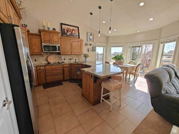 958 S Bridgecreek Ln, Layton, Utah image 6