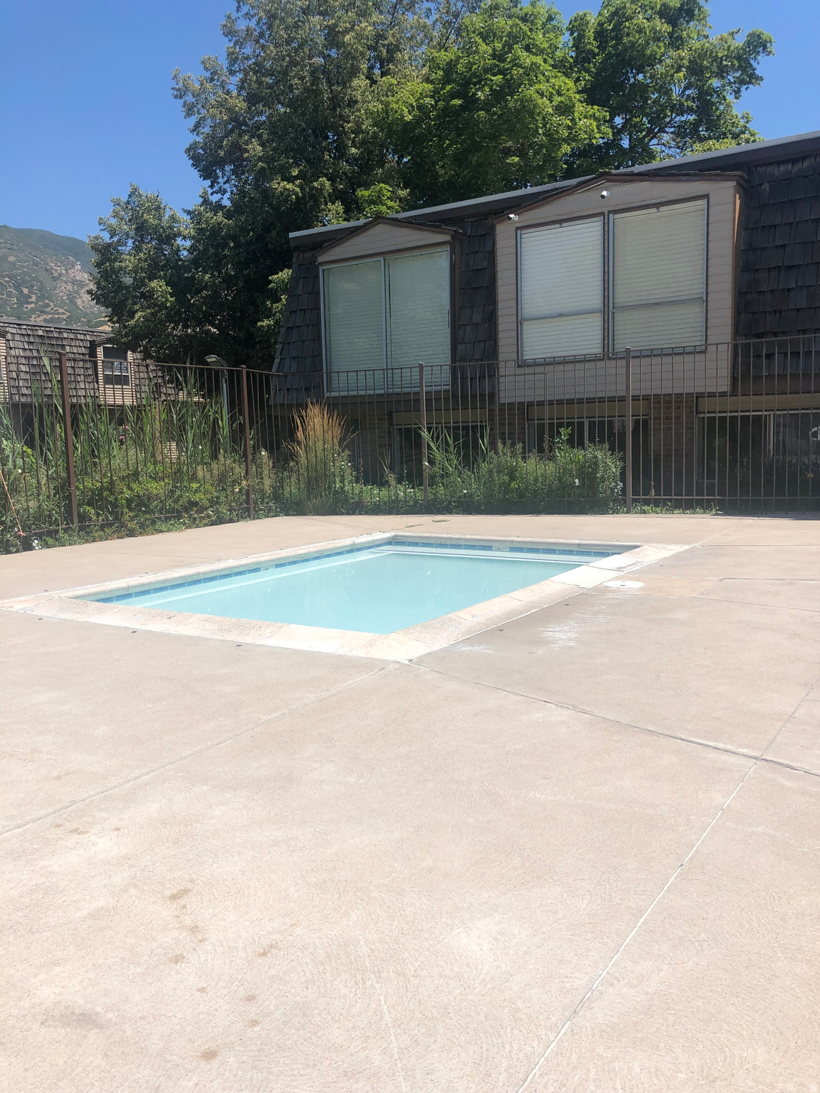 CEDAR SPRINGS - Residential