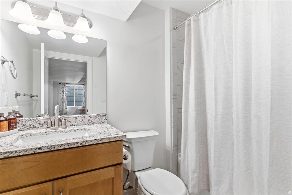 MONARCH MEADOWS - Residential