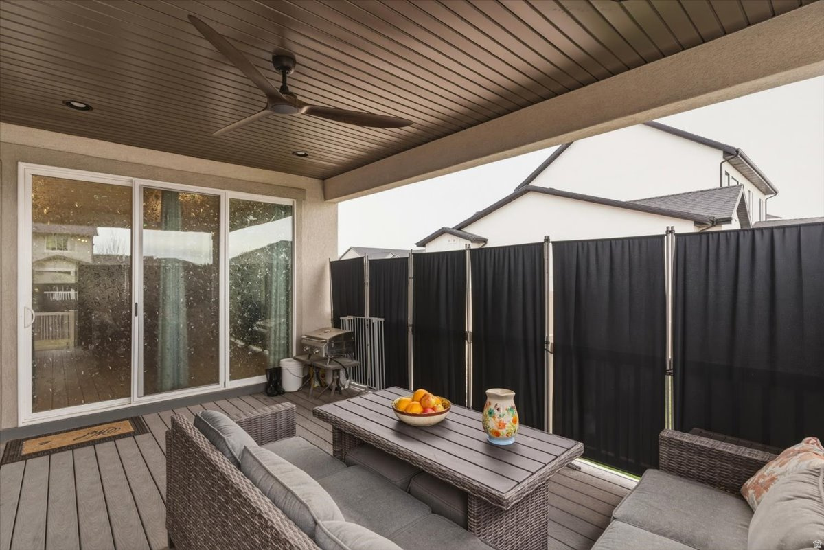 MONARCH MEADOWS - Residential