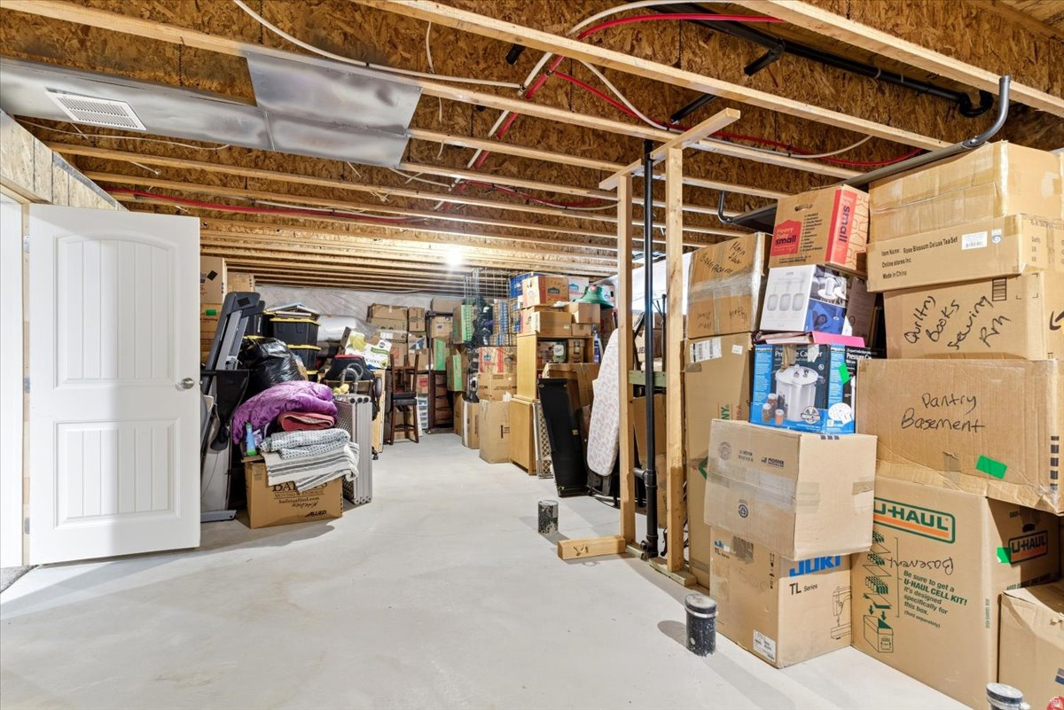 MONARCH MEADOWS - Residential