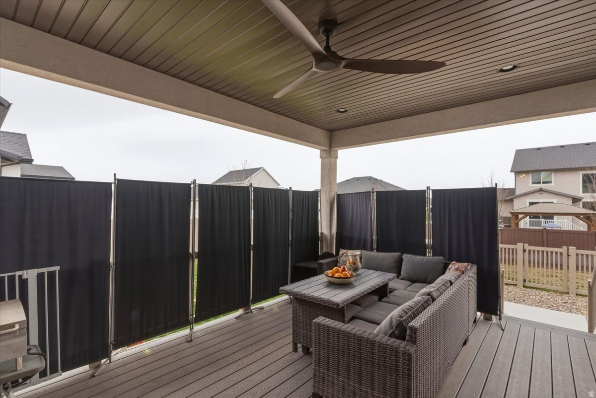 MONARCH MEADOWS - Residential