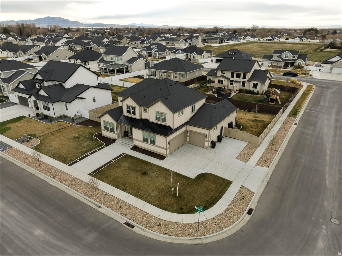 MONARCH MEADOWS - Residential