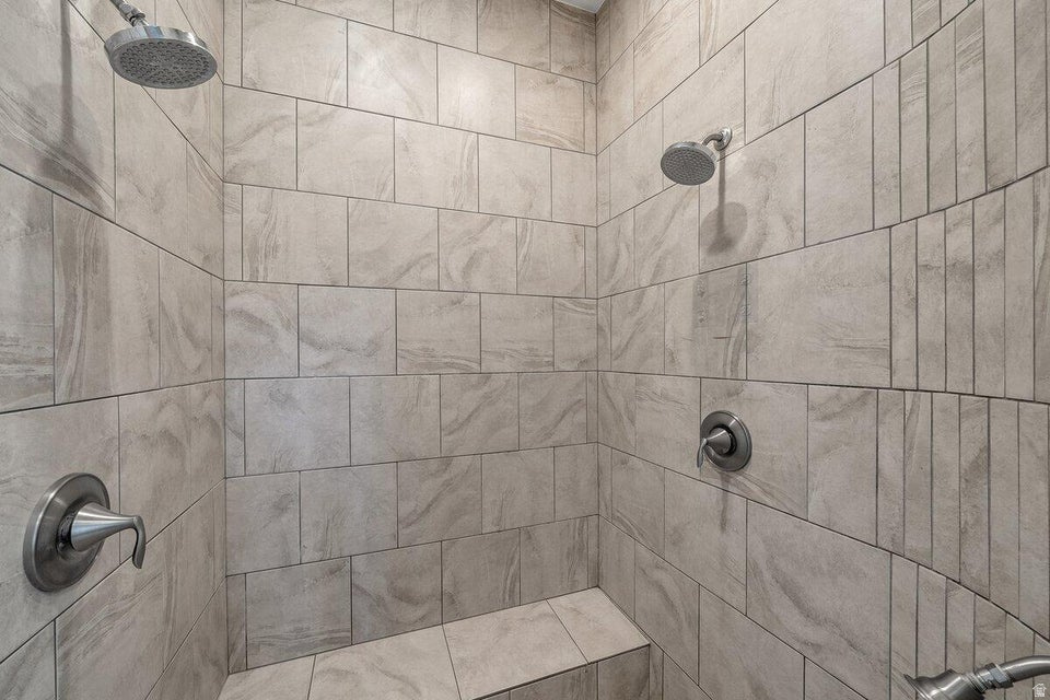 ESCALERA PH 2 - Residential