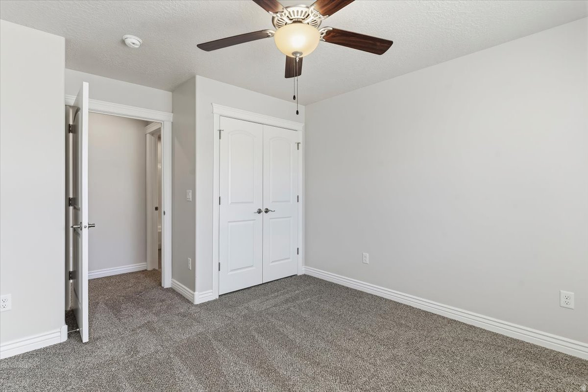 VILLAS AT KAYS CREEK - Residential