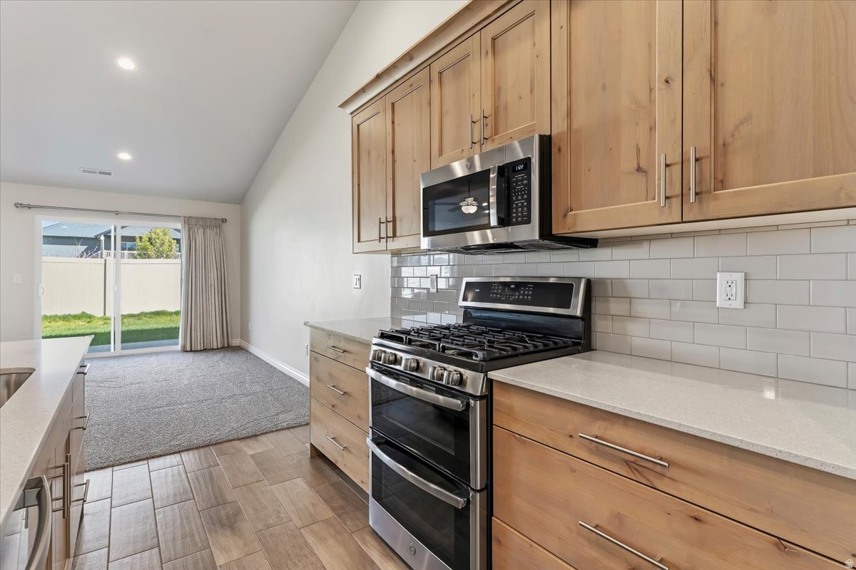 VILLAS AT KAYS CREEK - Residential