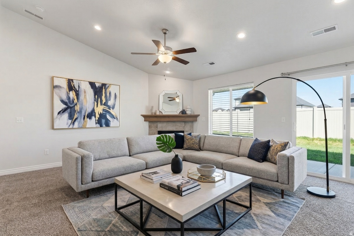 VILLAS AT KAYS CREEK - Residential