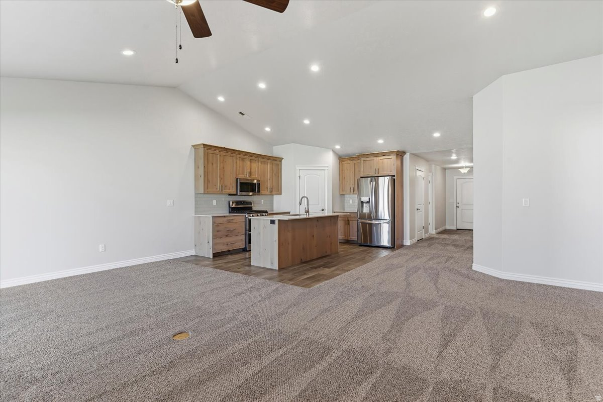 VILLAS AT KAYS CREEK - Residential