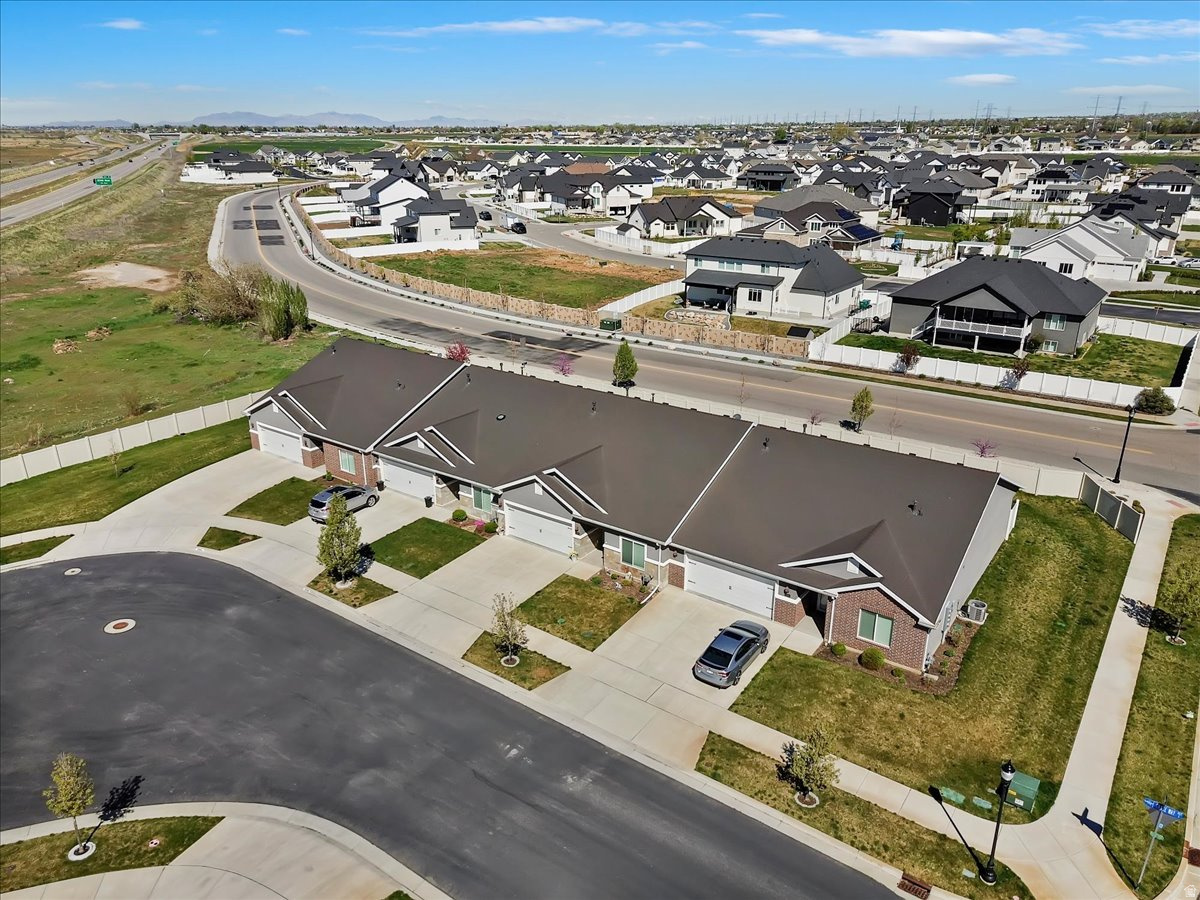 VILLAS AT KAYS CREEK - Residential