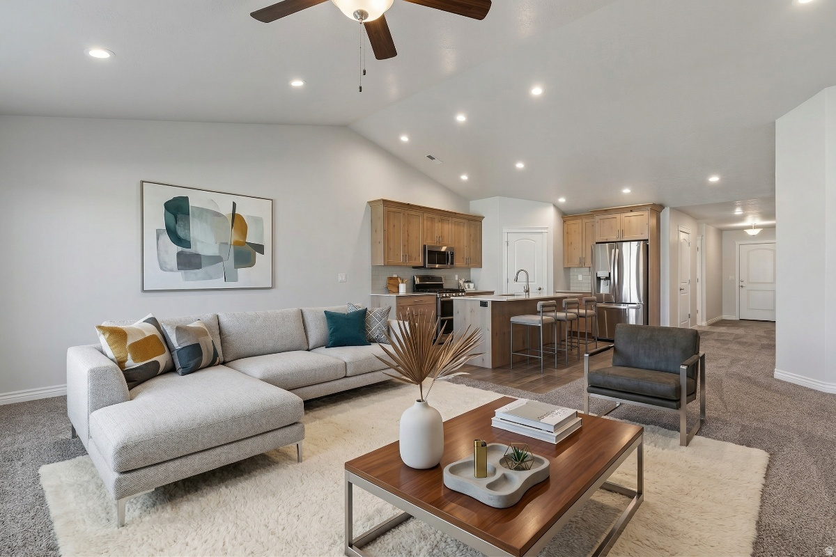 VILLAS AT KAYS CREEK - Residential