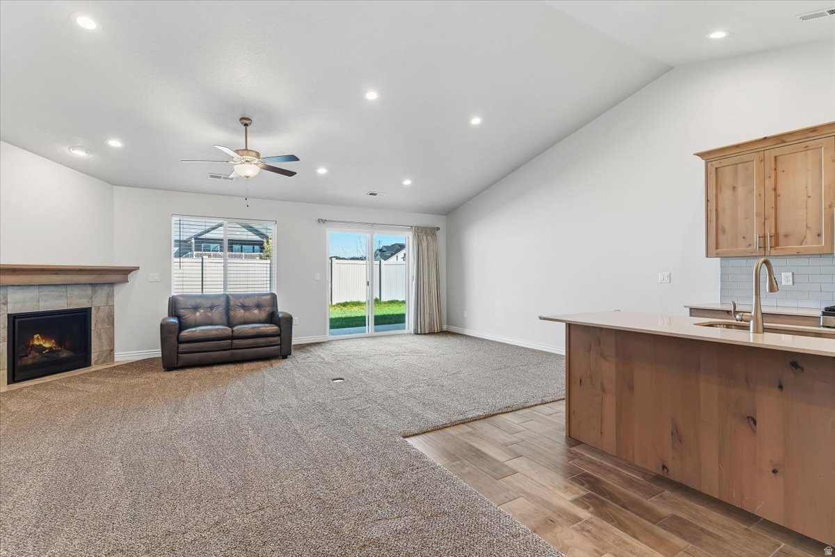 VILLAS AT KAYS CREEK - Residential