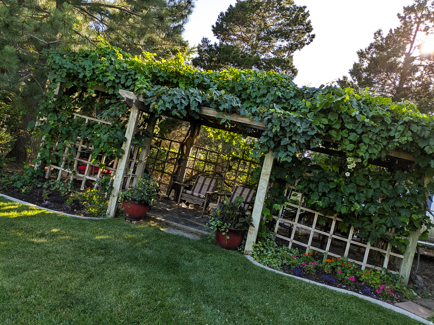 MOYES ESTATES - Residential