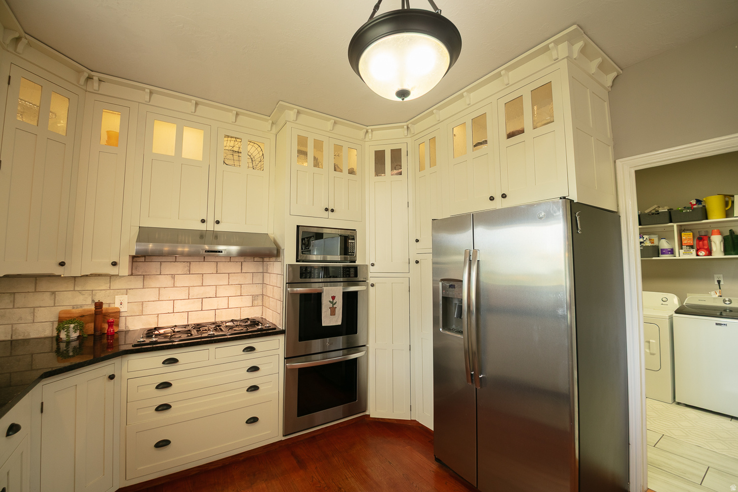 MOYES ESTATES - Residential