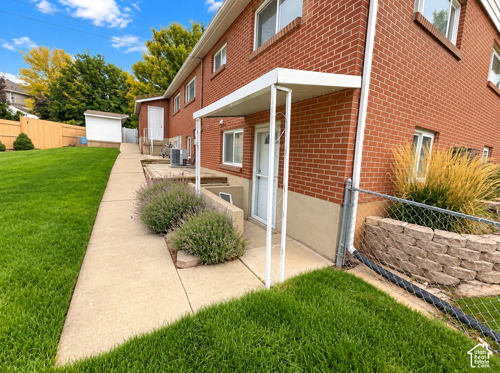 Photo of 60 S 700 E, Bountiful, UT 84010 (MLS # 2189493)