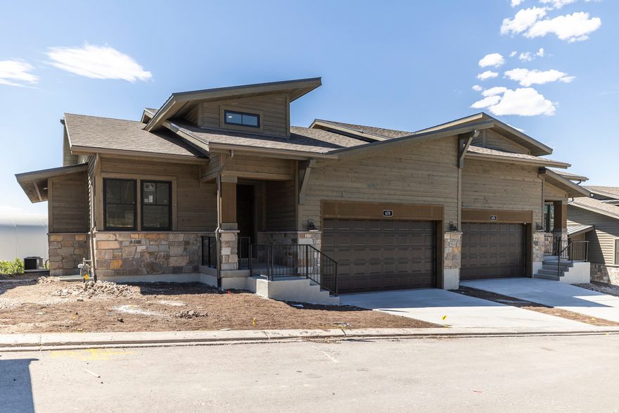 Revel in breathtaking views of Deer Valley and the Jordanelle Reservoir. Enjoy the convenience of a main-floor-living floor plan. Enjoy immediate access to hiking and biking trails right from your doorstep, and savor summer pickleball matches. Located just 5 minutes from the new East Village of Deer Valley and 10 minutes from downtown Park City, this is your opportunity to make your mountain home dream a reality. Photos are of the same plan but from a previous lot. Contact us today!