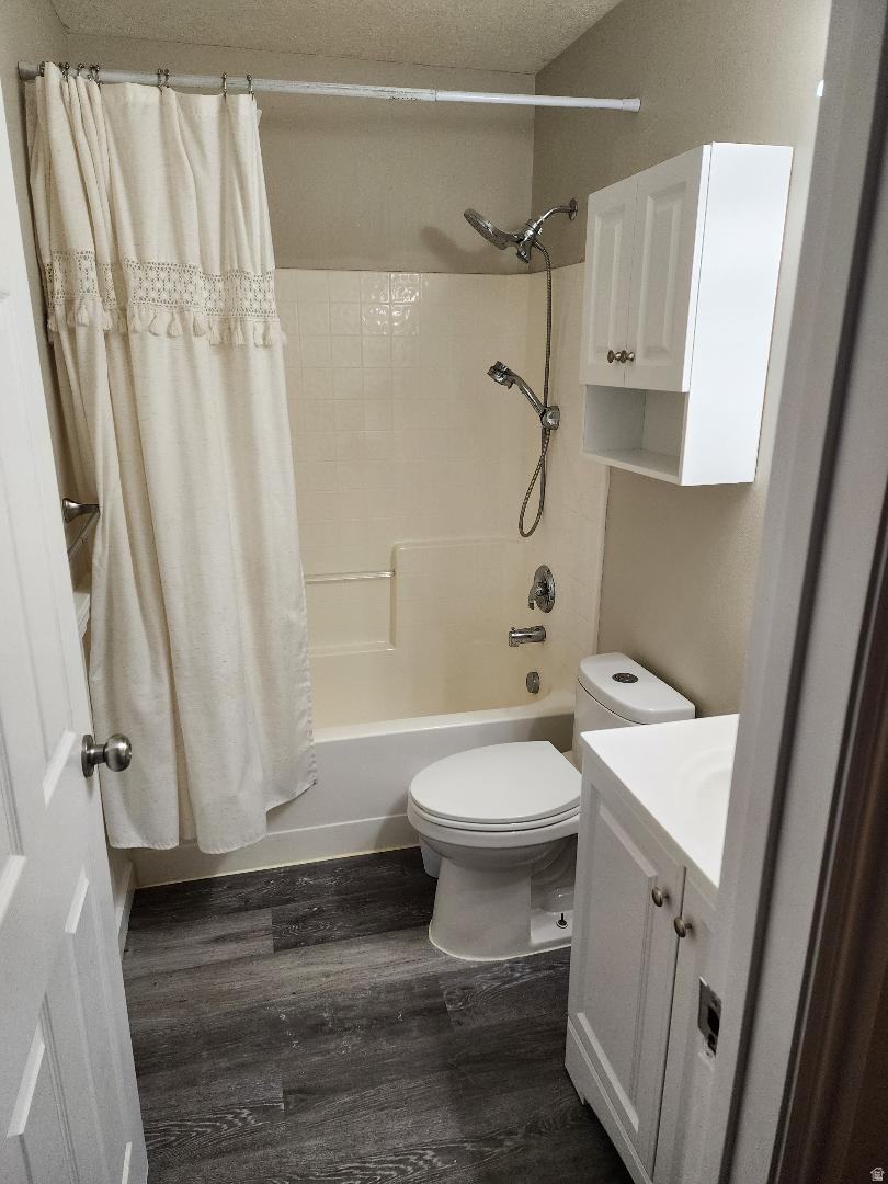 HUNTERS MEADOW SUBD - Residential