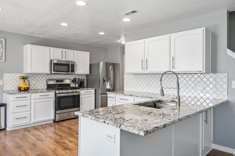 Tiny photo for 1417 S 1100 W, Springville, UT 84663 (MLS # 2133803)