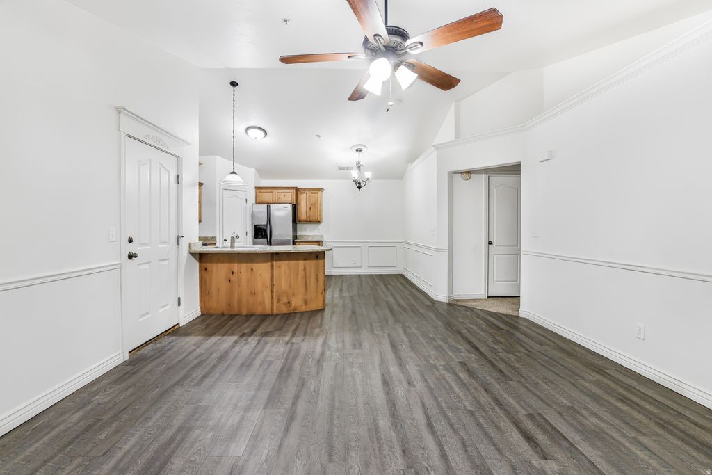 Photo of 631 S 2220 W #5-303, Pleasant Grove, UT 84062 (MLS # 2139851)