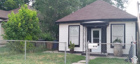 Tiny photo for 818 W 300 N, Salt Lake City, UT 84116 (MLS # 2187744)