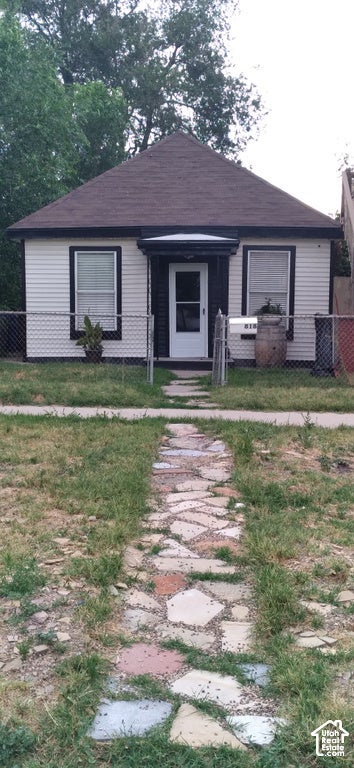 Photo of 818 W 300 N, Salt Lake City, UT 84116 (MLS # 2187744)