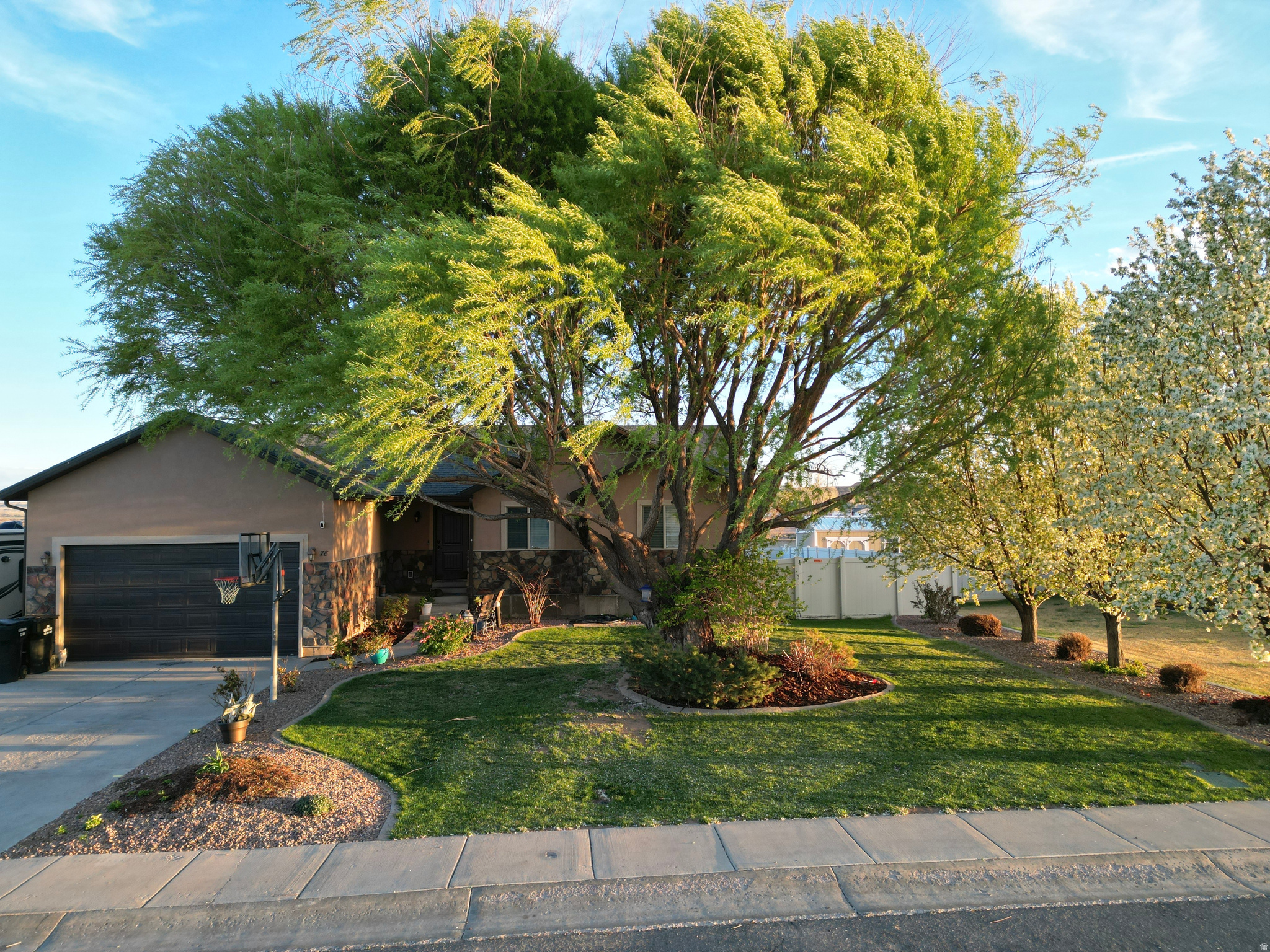 POLELINE - Residential