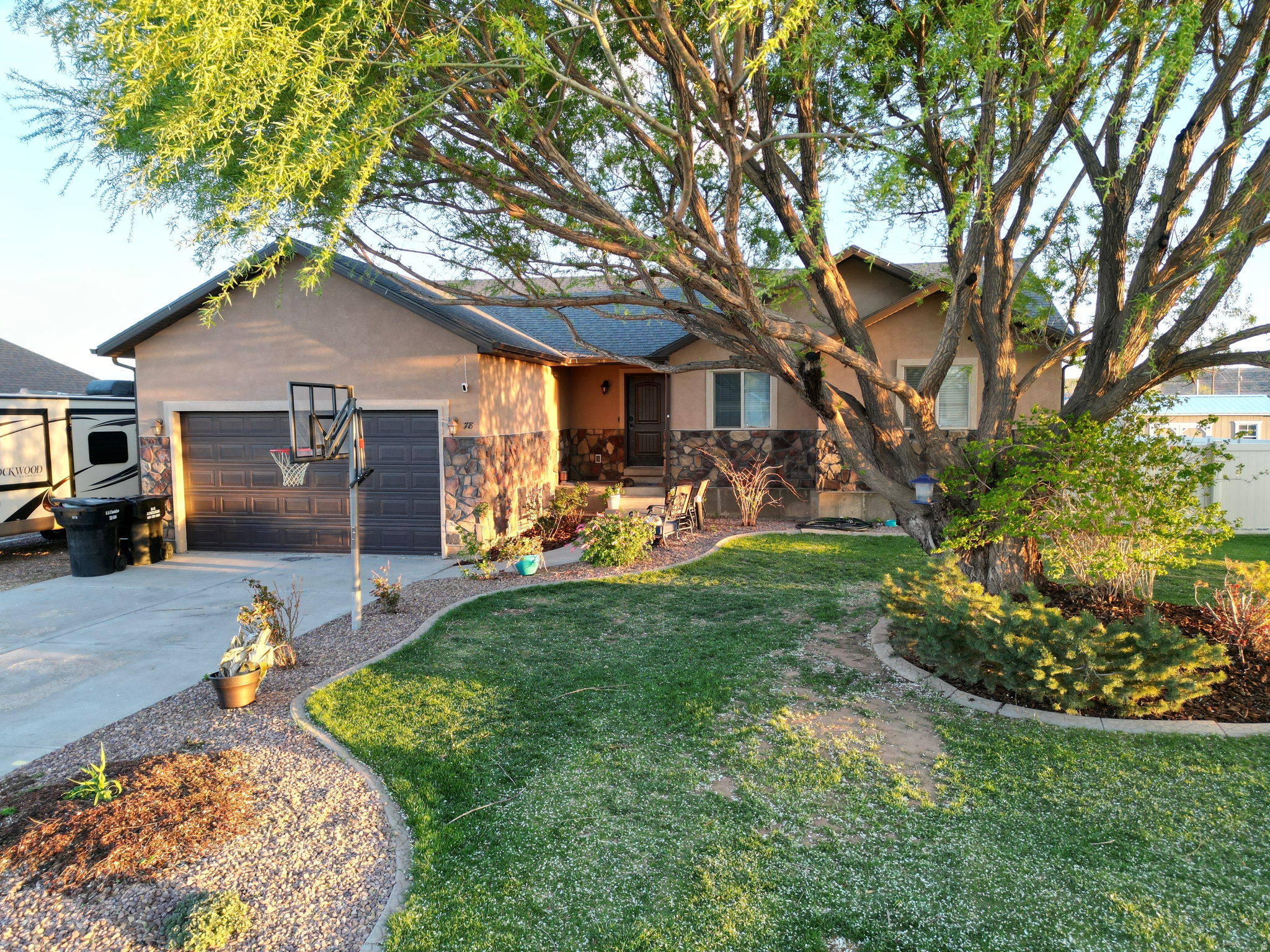 POLELINE - Residential