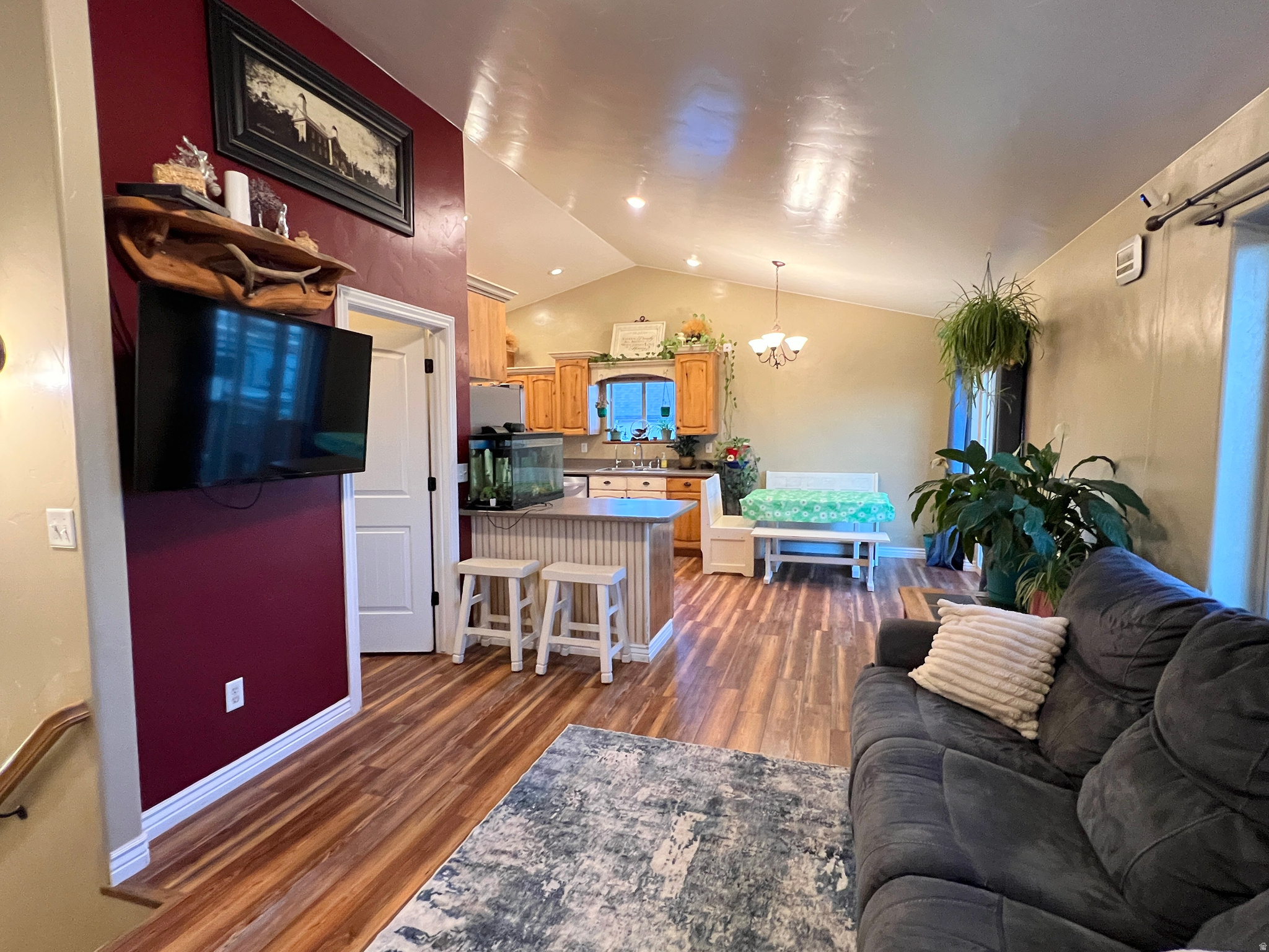 POLELINE - Residential