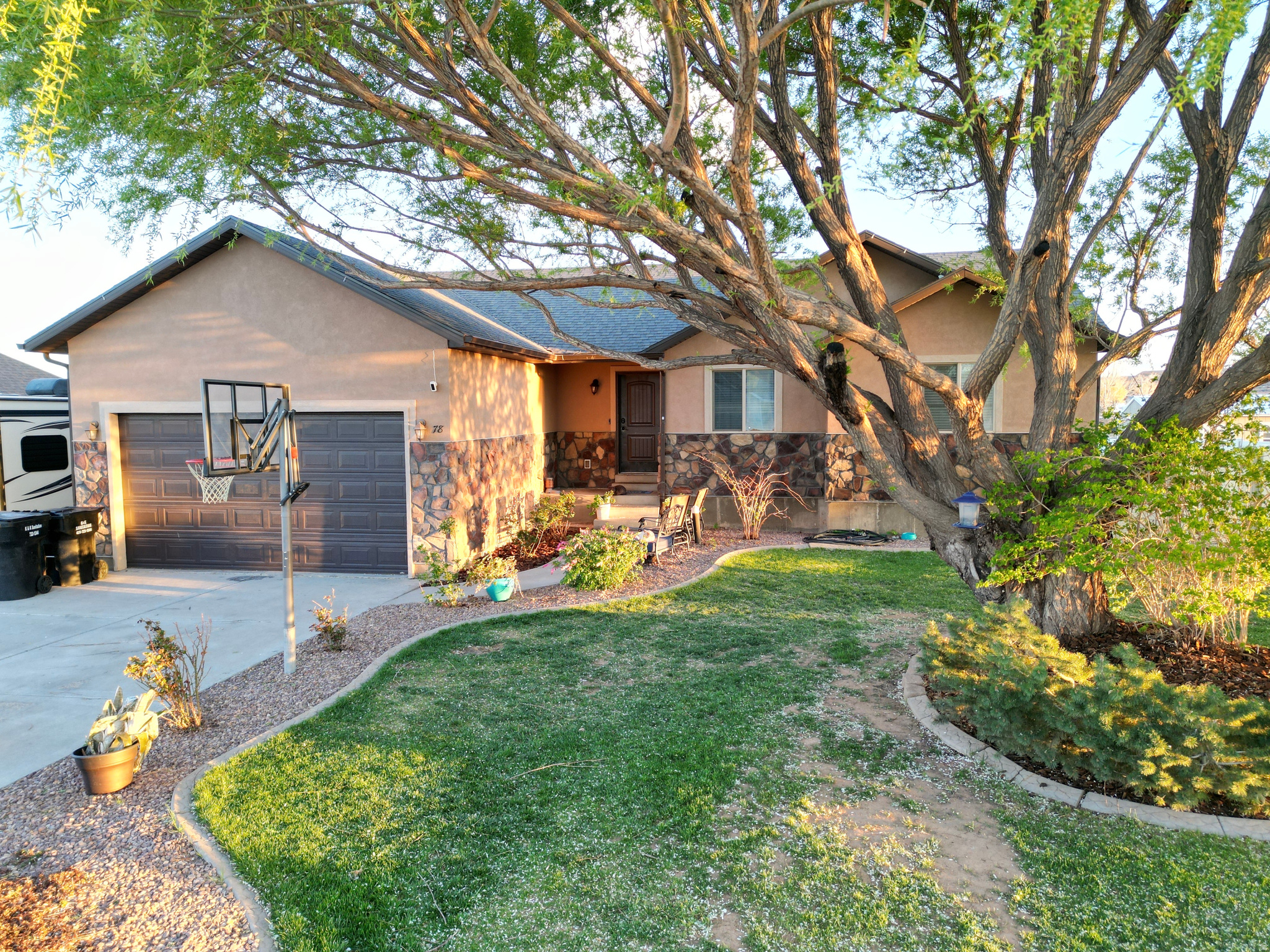 POLELINE - Residential