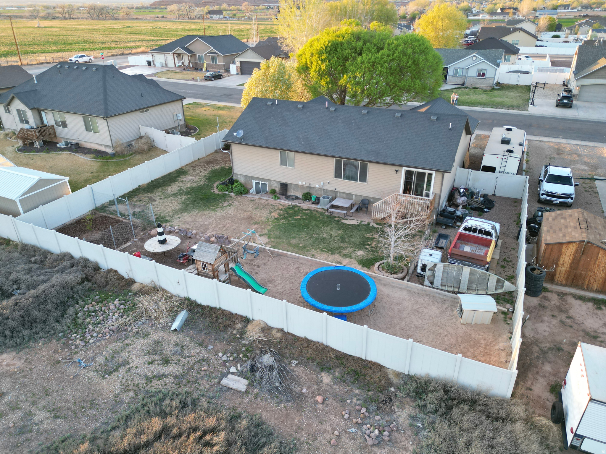 POLELINE - Residential