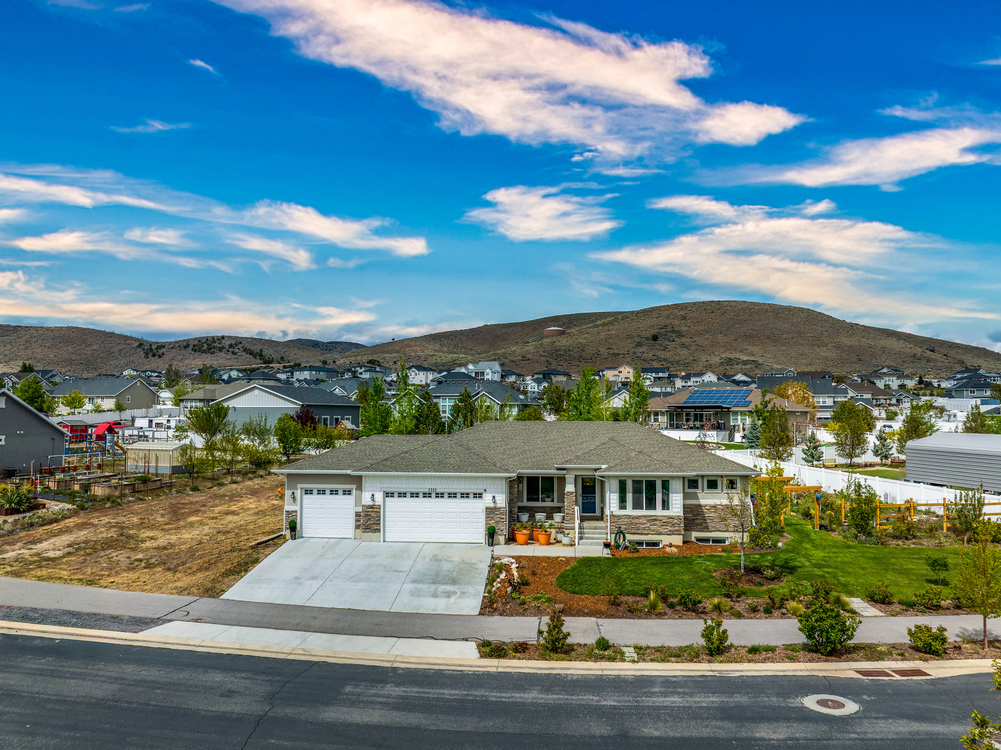 VALLEY VIEW - Residential