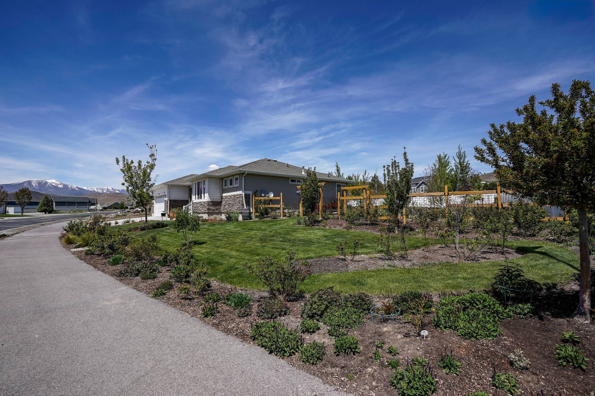 VALLEY VIEW - Residential