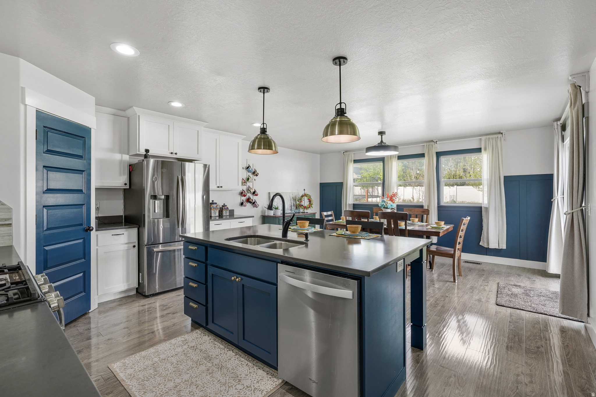 VALLEY VIEW - Residential