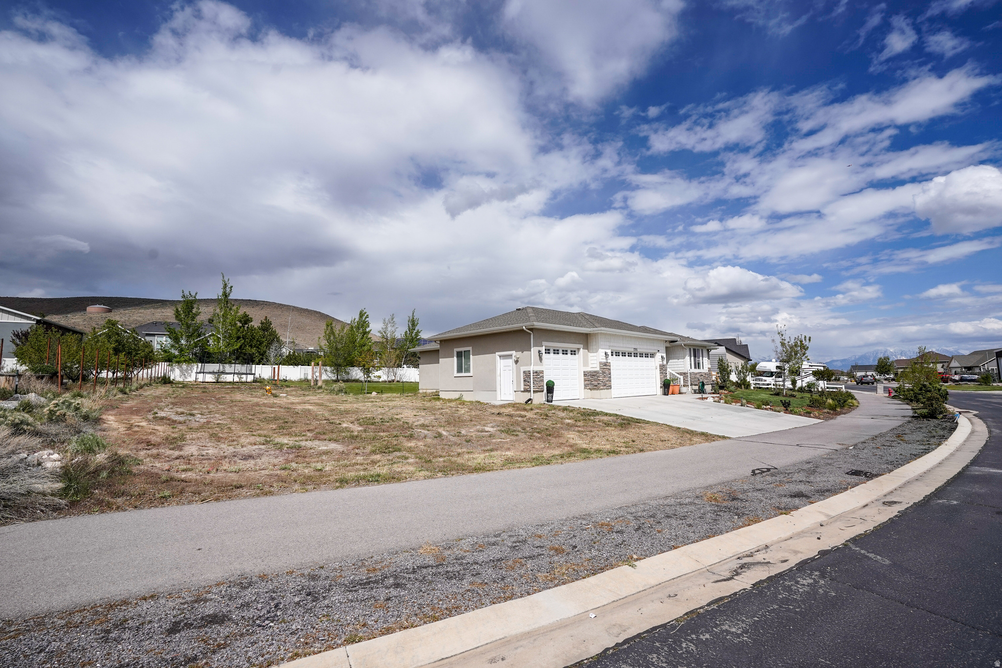 VALLEY VIEW - Residential