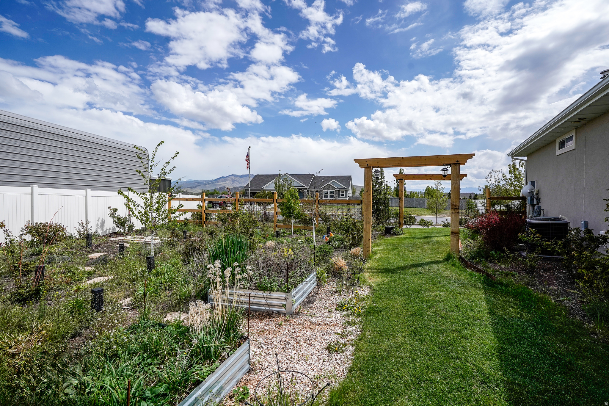 VALLEY VIEW - Residential