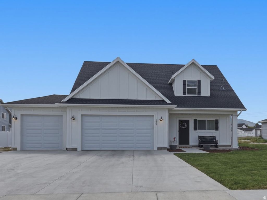 Photo of 1884 N 515 W, Logan, UT 84341 (MLS # 2158208)
