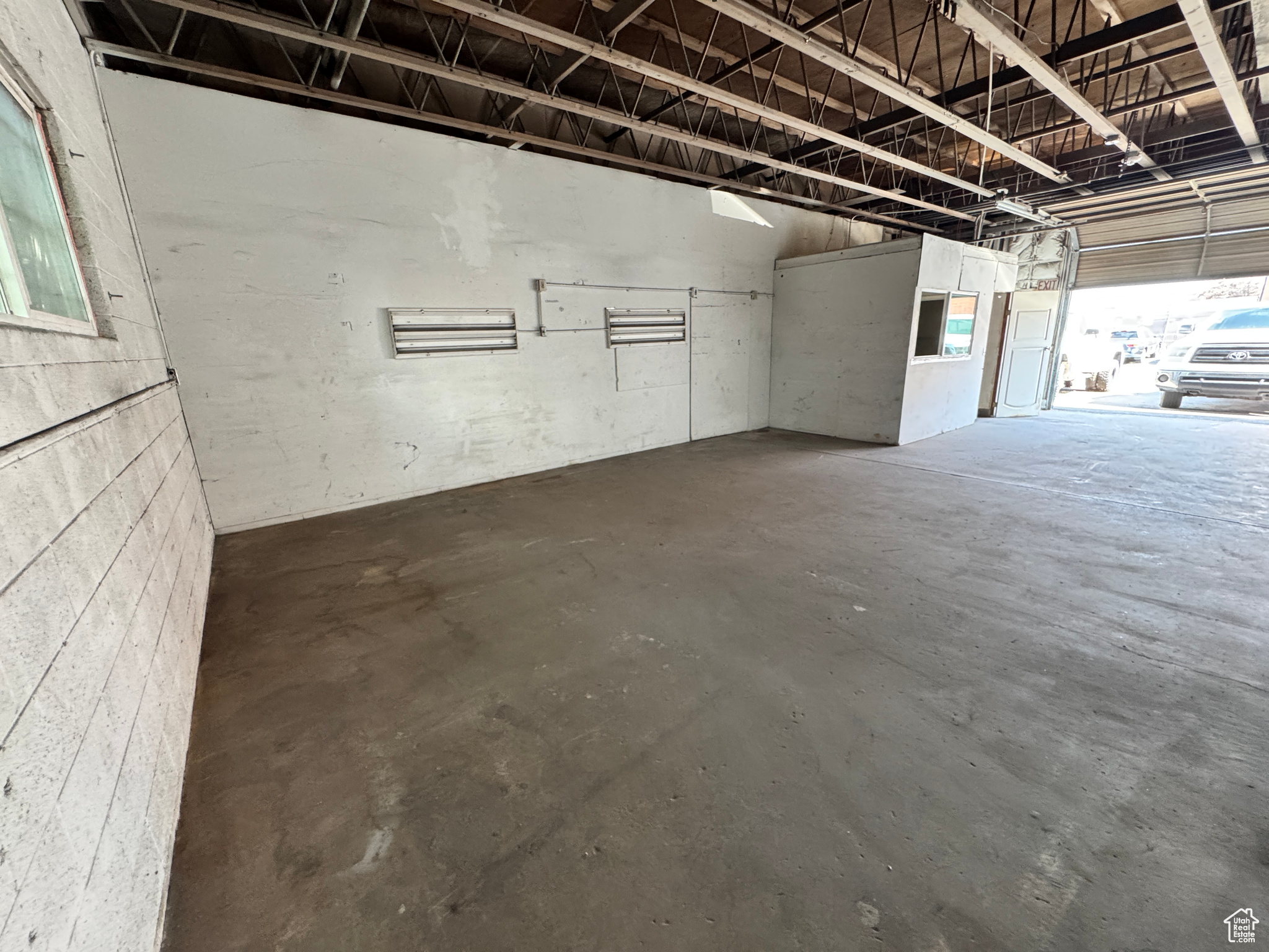 TEN ACRE PLAT A - Commercial Sale