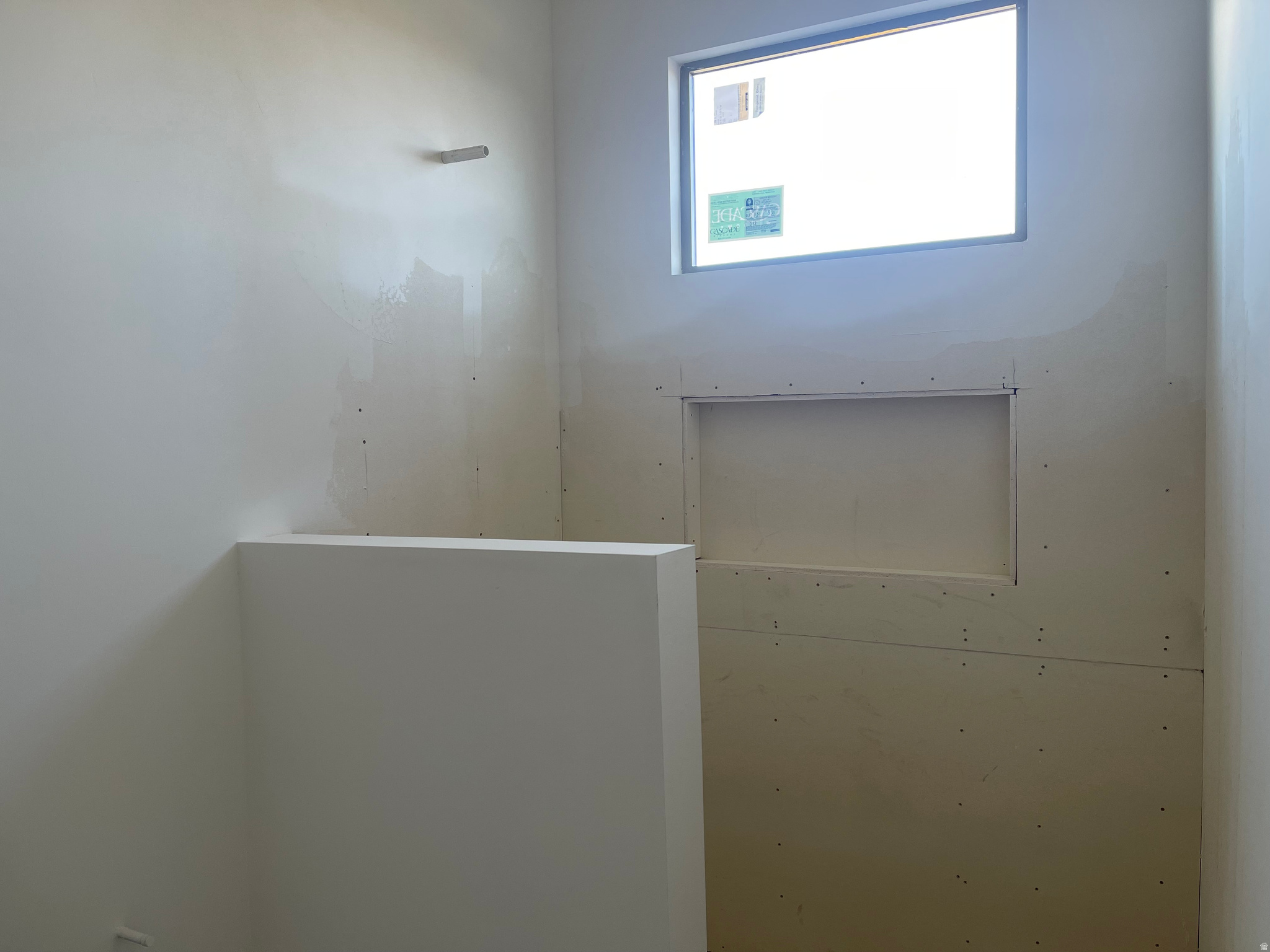 HURRICANE VIEWS - Residential Income