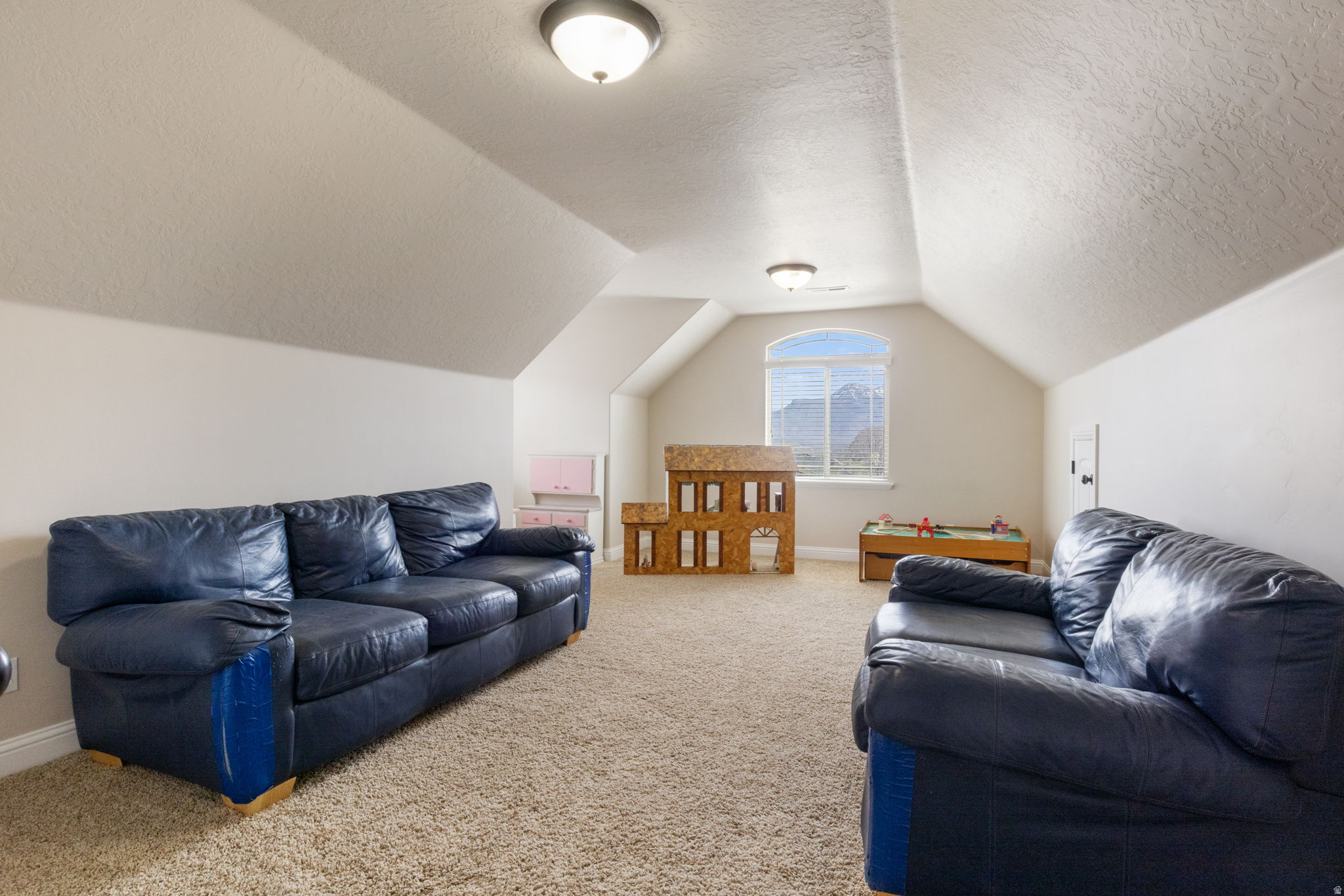 ASPEN HILLS - Residential