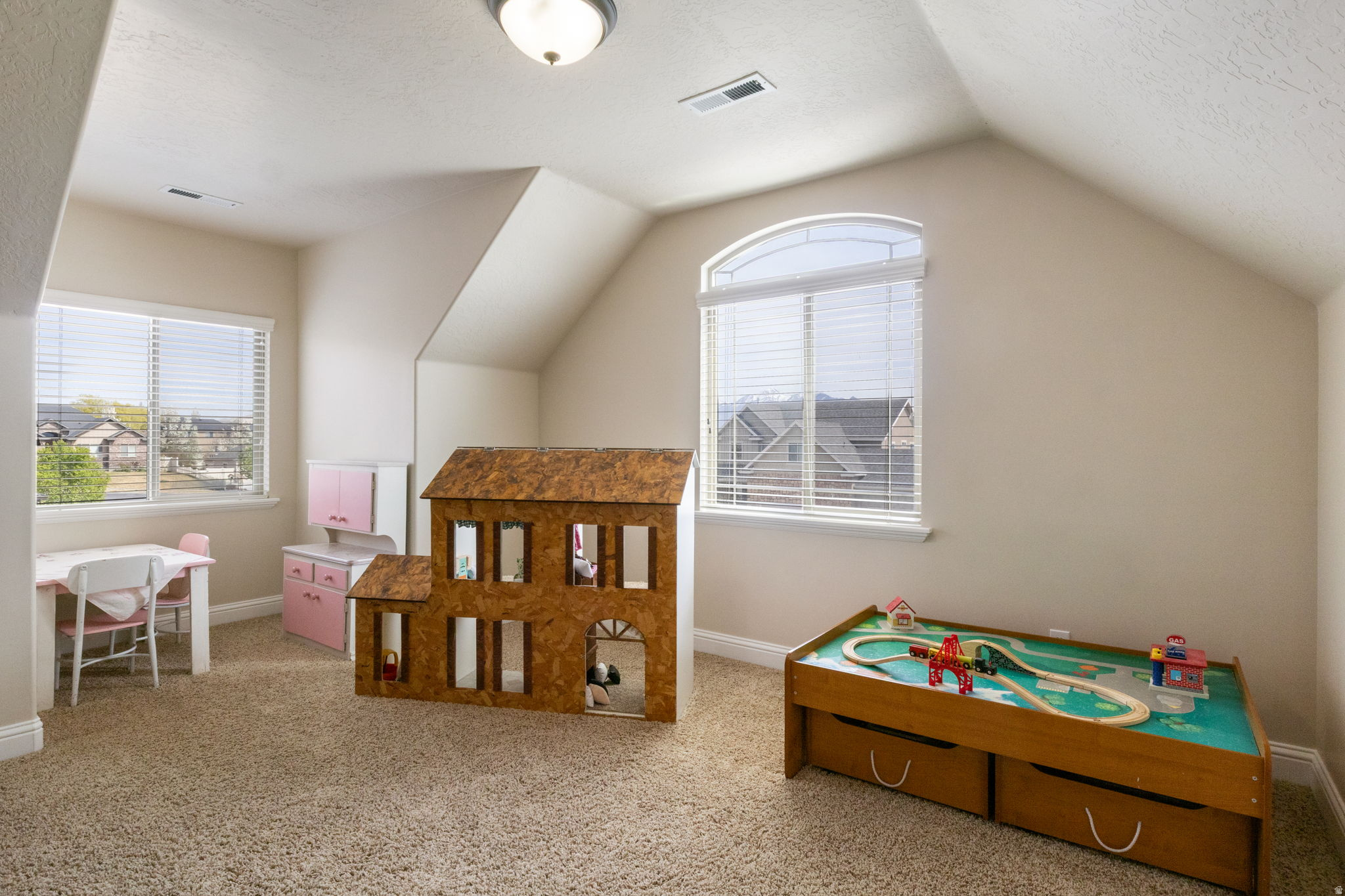 ASPEN HILLS - Residential