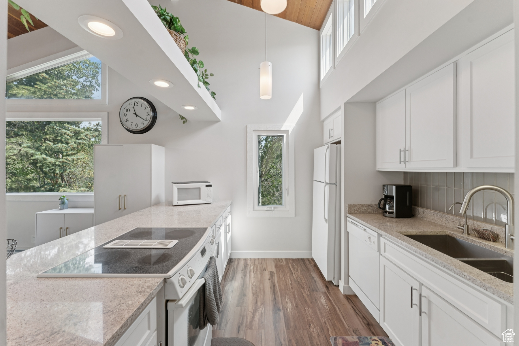 CRESCENT RIDGE CONDO - Residential
